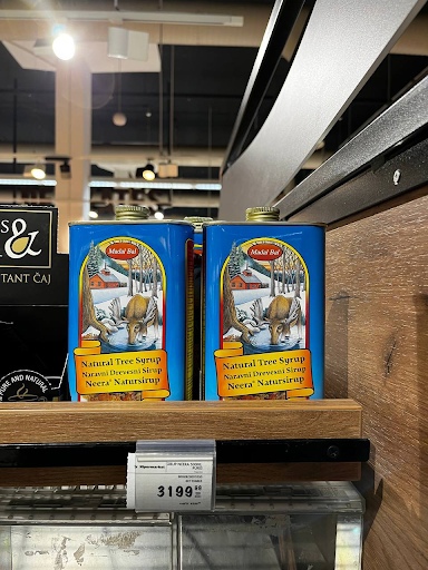 Пять историй о релокациях: как художницы переехали в новые страны и смогли там обустроиться 5 Сербский древесный сок